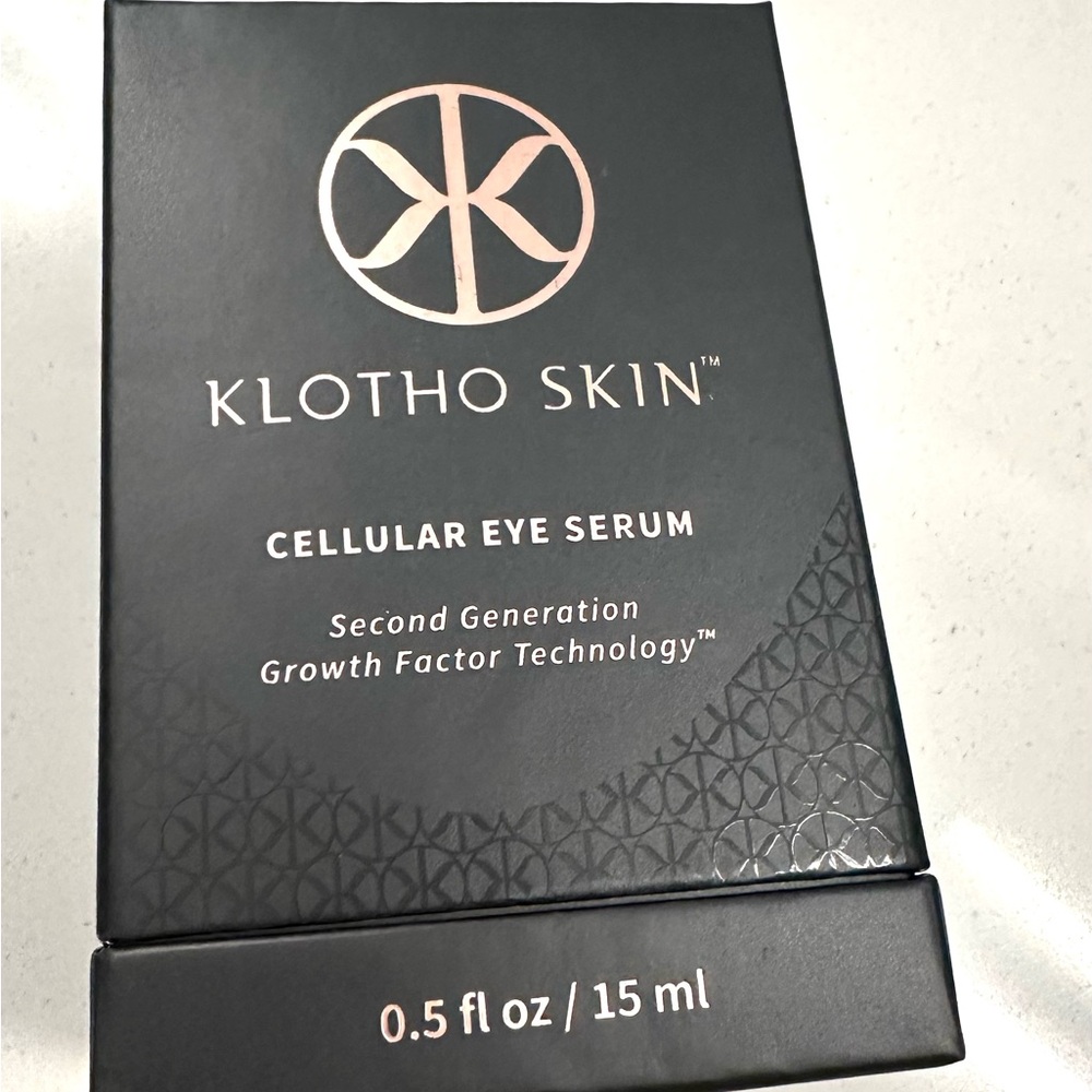 Cellular Eye Serum - Black and Gold - Picture 3 of 4
